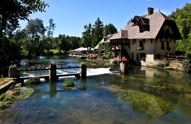 הוילה Bois-Jerome-Saint-Ouen La Chapelle De Monet - Logis Coquelicots מראה חיצוני תמונה